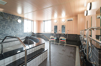 平塚市の介護付き有料老人ホーム エクセレント平塚の快適な生活空間「大浴場」