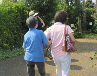 24時間・365日の安心を届けます